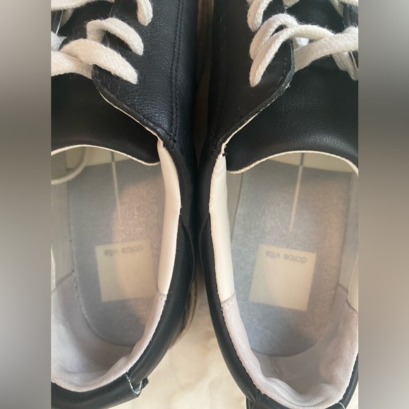 Dolce Vita black Leather Tinley Sneakers size 7.5 - Picture 4 of 7